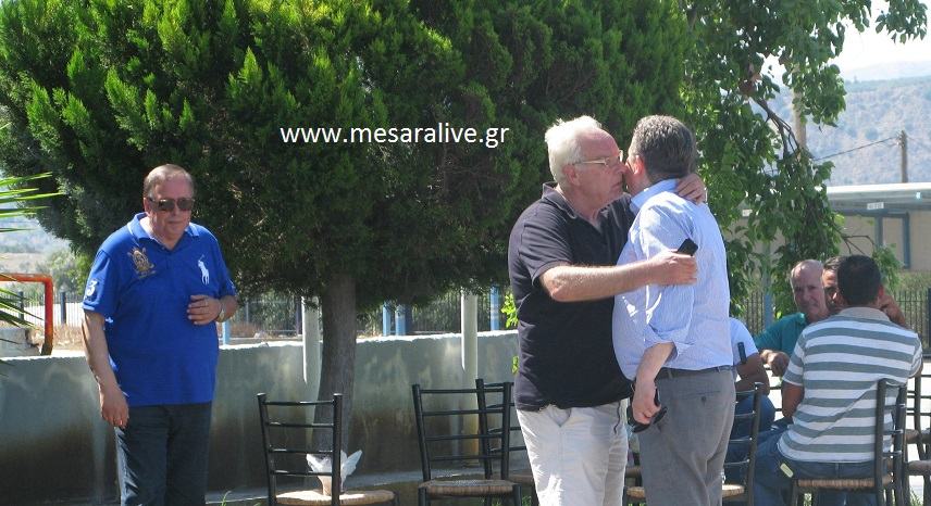 Επίσκεψη-συμπαράσταση Αρναουτάκη στον εξαγωγέα Γιαννακάκη η επιχείρηση του οποίου καταστράφηκε από πυρκαγιά