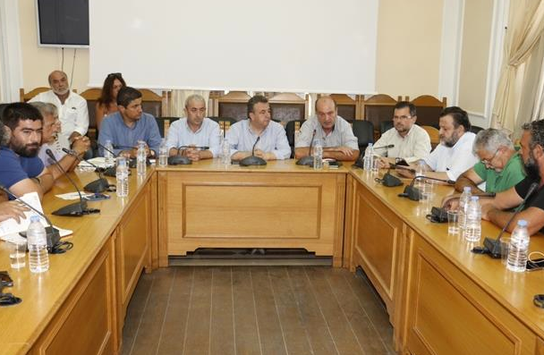 Ευρεία σύσκεψη στην Περιφέρεια υπό τον πρόεδρο του ΕΛΓΑ