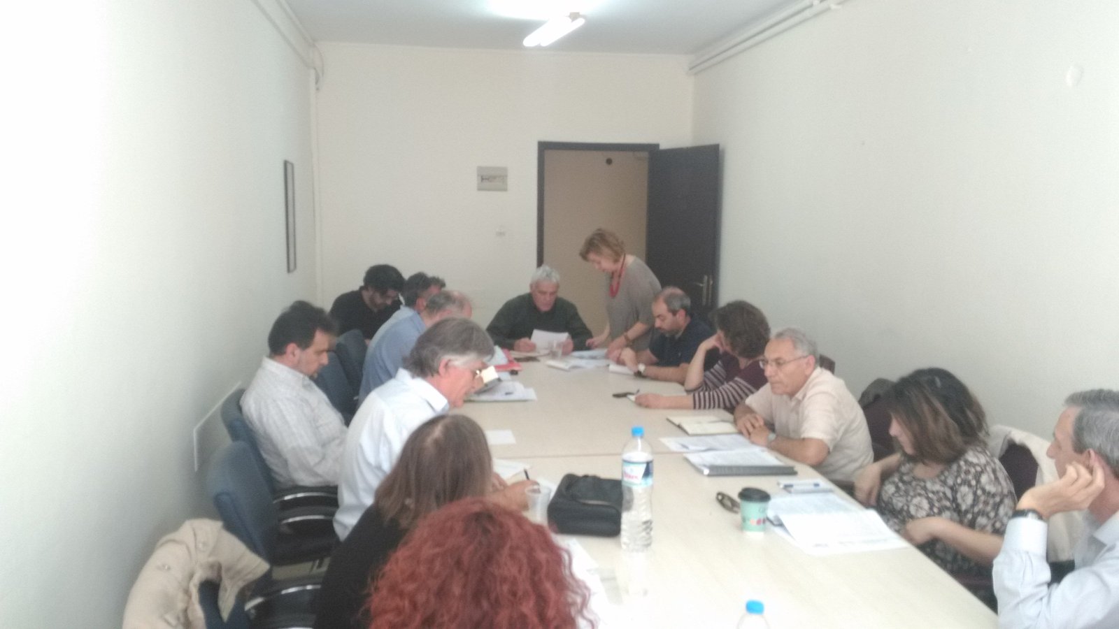 Συνάντηση Τσιρώνη με επιστημονικούς φορείς για το περιεχόμενο του νέου εθνικού προγράμματος της μελισσοκομίας